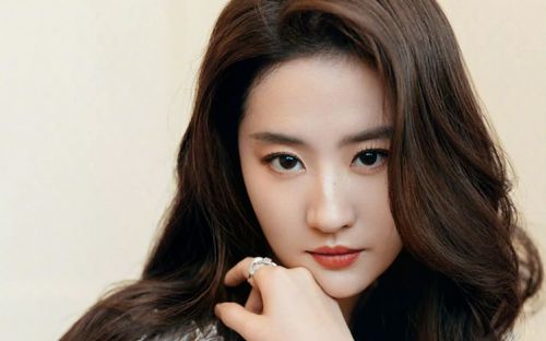 'Người tình' của Lưu Diệc Phi