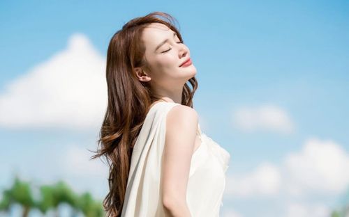 Dàn sao nữ giữ vóc dáng thon gọn sau sinh chỉ nhờ bí quyết này