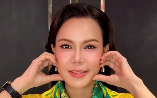 Chiếc xe 200 triệu của Việt Hương