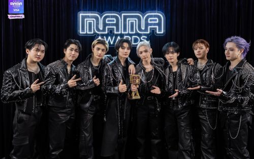 Thấy gì từ chiến thắng của Stray Kids và ENHYPEN tại MAMA 2025?