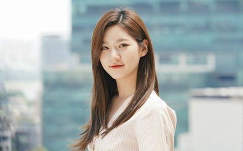 Di tác cuối cùng của Kim Sae Ron ấn định ngày ra rạp