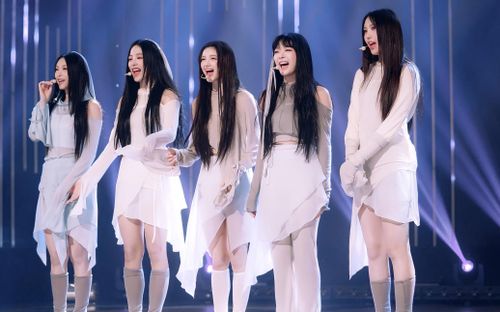 Fan NewJeans phẫn nộ, lên án ADOR sau quyết định chấm dứt hợp đồng với Danielle