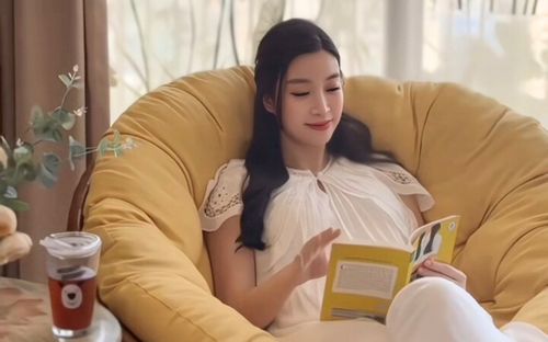 Xôn xao clip Đỗ Mỹ Linh lộ diện giữa tin đồn mang thai lần hai