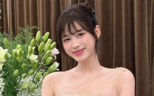 Đỗ Thị Hà xách túi 200 triệu đi ăn cưới