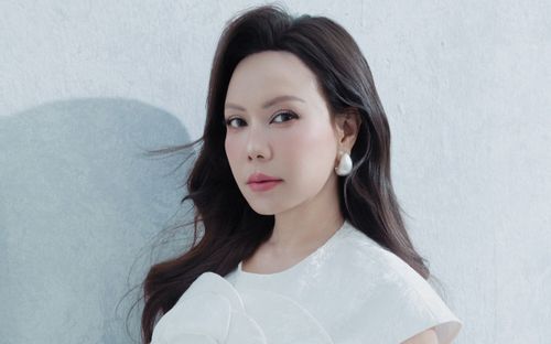 Ngỡ ngàng với hình ảnh hiện tại của Việt Hương