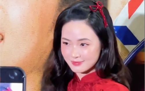 Midu rạng rỡ trong đoạn clip mới, để lộ chi tiết gây chú ý giữa tin đồn mang thai