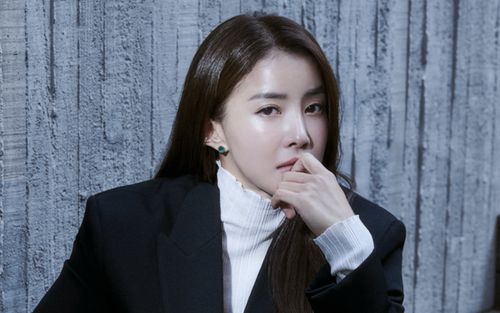 Lee Si Young lên tiếng về cáo buộc gây rối trật tự nơi công cộng