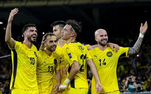 Lối thoát cho tuyển Malaysia ở phút 89 với FIFA