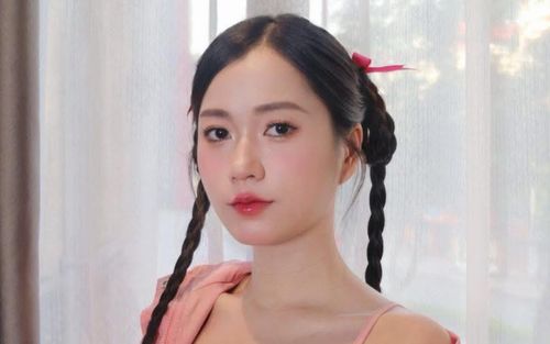 Xe máy 15 triệu của Lâm Vỹ Dạ