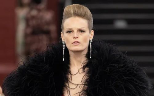 Chanel mang đến diện mạo mới cho tàu điện ngầm New York