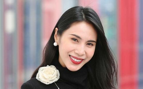 Xe sang 10 tỷ của Thủy Tiên được chồng tặng