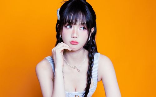 Tai nghe 13 triệu của Ngọc Trinh: Thiết bị xa xỉ nhưng đáng tiền tới đâu?