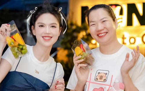 Xe sang 1 tỷ Ngọc Trinh tặng trợ lý