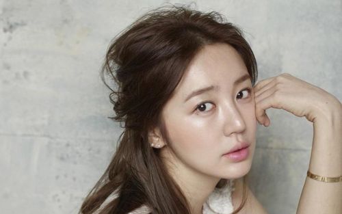 Bí kíp makeup đỉnh chóp từ Yoon Eun Hye: Da xinh, tóc mượt, visual mê ly!