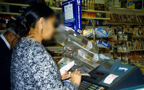 Nằm mơ thấy dãy số, người phụ nữ lập tức mua vé và trúng 283 tỷ đồng