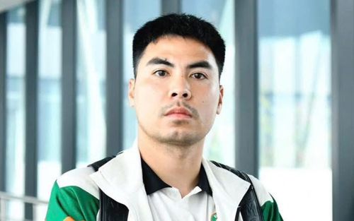 Cú trượt đáng tiếc với Phạm Đức Huy