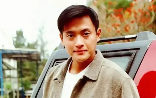 Nam diễn viên nhận cái kết đắng khi chỉ biết ăn bám, bỏ rơi bạn gái để chạy theo tình trẻ