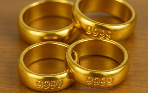 Giá vàng hôm nay (24/4): Vàng trong nước tiếp tục gây bất ngờ
