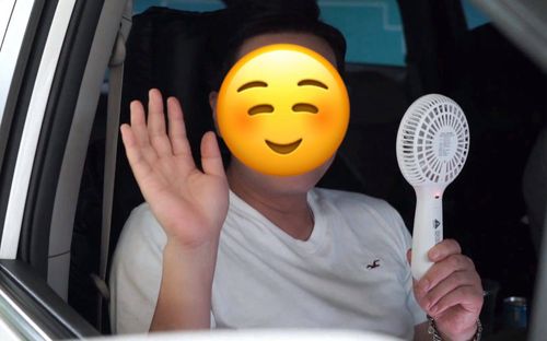 Nam ca sĩ nổi tiếng showbiz vỡ nợ 129 tỷ nay tái hôn với tình trẻ ở tuổi 52