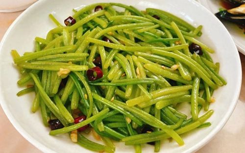 Loại rau bán đầy ngoài chợ, nhiều người bỏ qua phần quý nhất: Bổ như nhân sâm, giá rẻ