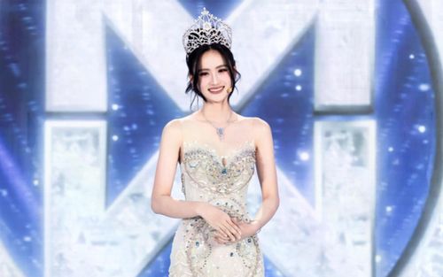 Á hậu Hoàn vũ từ bỏ danh hiệu sau 5 tháng, muốn đối đầu Ý Nhi?