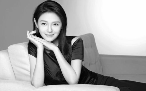 Lý do tro cốt Từ Hy Viên vẫn chưa được chôn cất sau 2 tháng qua đời
