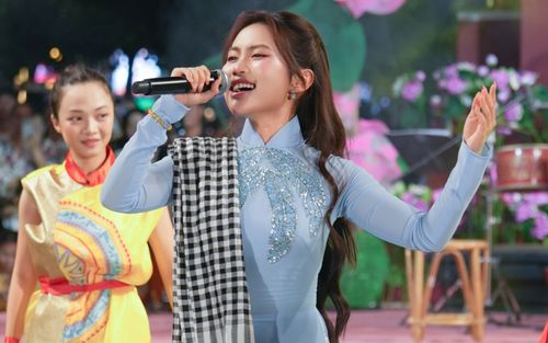 Hai lần 'sĩ đến hết đời' của Phương Mỹ Chi