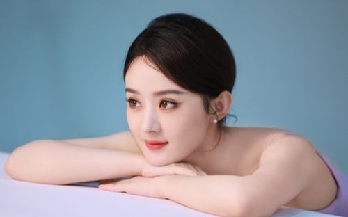 Triệu Lệ Dĩnh hiếm hoi mặc đồ tắm hở hang, nhan sắc gây sốt