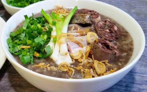 Món ăn từ lòng heo quen thuộc nhiều người Việt lọt top ngon nhất thế giới