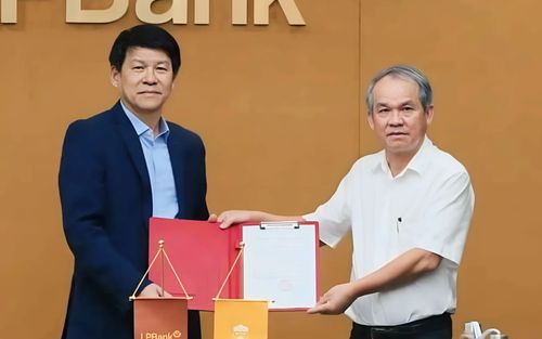 Bầu Đức đã thắng
