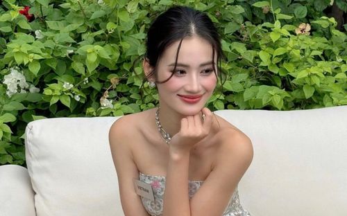 Hoa hậu Ý Nhi và bạn trai đã chia tay?