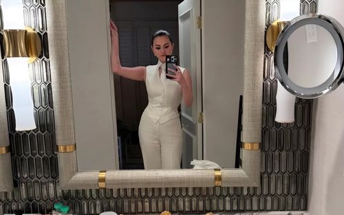 Rộ tin nữ ca sĩ giàu có của showbiz nợ nần, mẹ ruột phải thế chấp nhà
