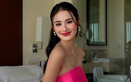Tình thế đảo ngược của Hoa hậu Ý Nhi