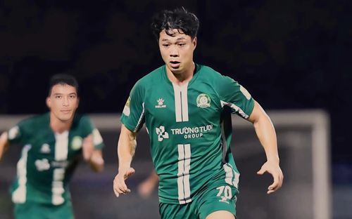 24 tỷ cho Công Phượng có rẻ?