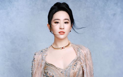 Lưu Diệc Phi bị phớt lờ trên sân khấu