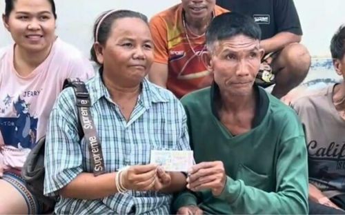 Nợ nần chồng chất, cặp vợ chồng già bỗng trở thành triệu phú sau một đêm