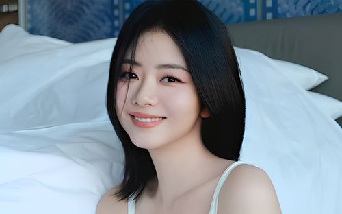 Choáng váng với nhan sắc thật của 'nữ thần thanh xuân' Đàm Tùng Vận