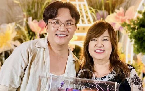 Bắt gặp hình ảnh MC Đại Nghĩa sau khi mẹ ruột qua đời gây nghẹn ngào