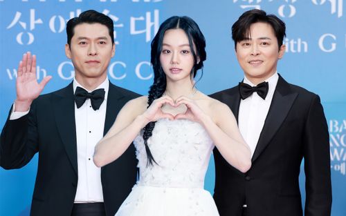 Baeksang 2025: Hyeri bị Knet mỉa mai, Hyun Bin xứng đáng hơn Jo Jung Suk