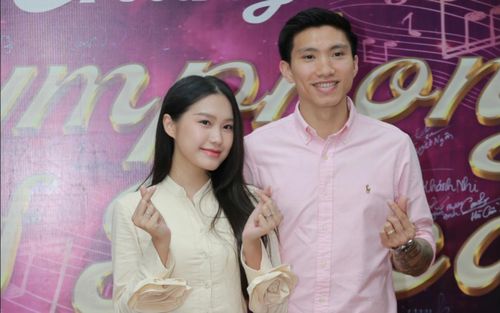 Vợ Đoàn Văn Hậu bị giả mạo