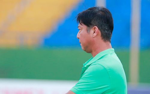 Nghịch cảnh HLV Lê Huỳnh Đức