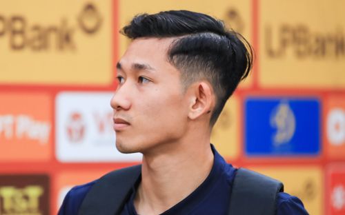 Thất vọng với tiền vệ Hai Long