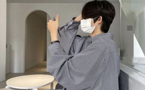 Lương 10 triệu ở Hà Nội, tiêu thế nào để vẫn có tiền tiết kiệm và mua vàng hàng tháng?