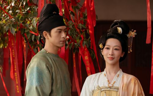 Cẩm Tú Phương Hoa: Kịch bản và diễn xuất của Dương Tử - Lý Hiện bị chê