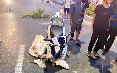 Đã tìm ra nguyên nhân xe máy SH bất ngờ sụp hố sâu giữa phố Trường Chinh, Hà Nội