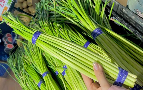 5 loại rau quả tránh mua vào mùa hè, rẻ mấy cũng cẩn thận
