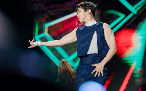 Công ty quản lý nam ca sĩ nổi tiếng bị tố nợ hơn 1 tỷ đồng tiền quay MV