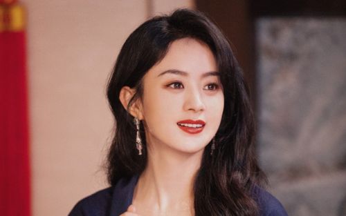 Quý tử nhà Triệu Lệ Dĩnh thay đổi bất ngờ