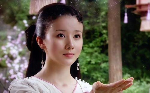 Mỹ nhân showbiz tuyên bố ly hôn, từng đưa con đi xét nghiệm ADN vì chồng chối bỏ
