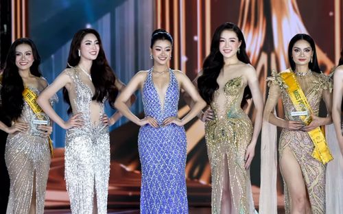Trực tiếp chung kết Miss Grand Vietnam 2025: Top 10 lộ diện, sự cố MC đọc nhầm kết quả gây tranh cãi
